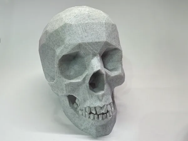 Pot à crayons crâne low poly