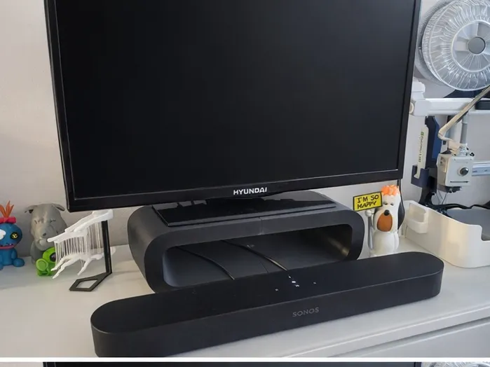 Hyundai TV stand