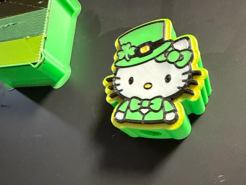 St. Patricks Day Hello Kitty Straw Topper