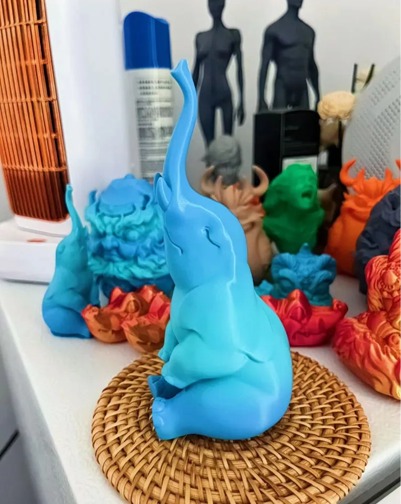 萌象(Cute Elephant)
