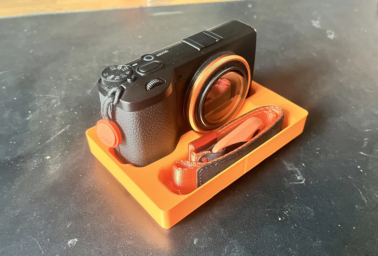 Ricoh GR IV + Peak Design Cuff - Gridfinity view 3