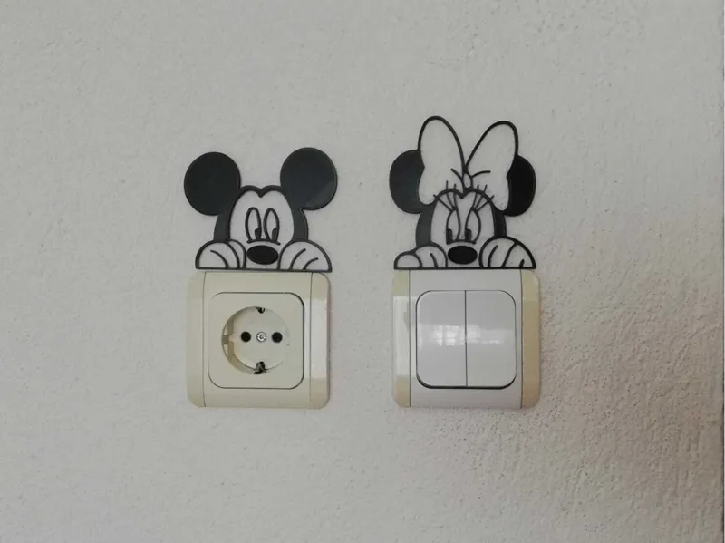 MİCKEY MOUSE