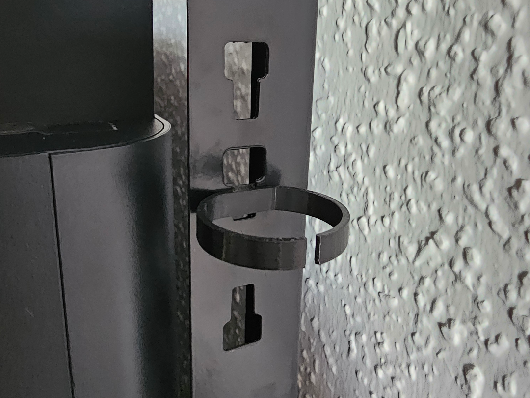 Haken für T-Profil-Regale