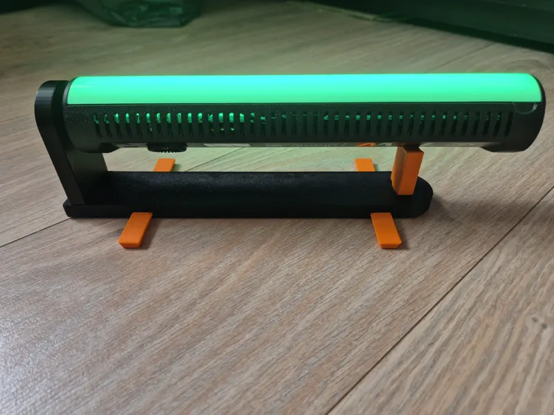 camera light holder