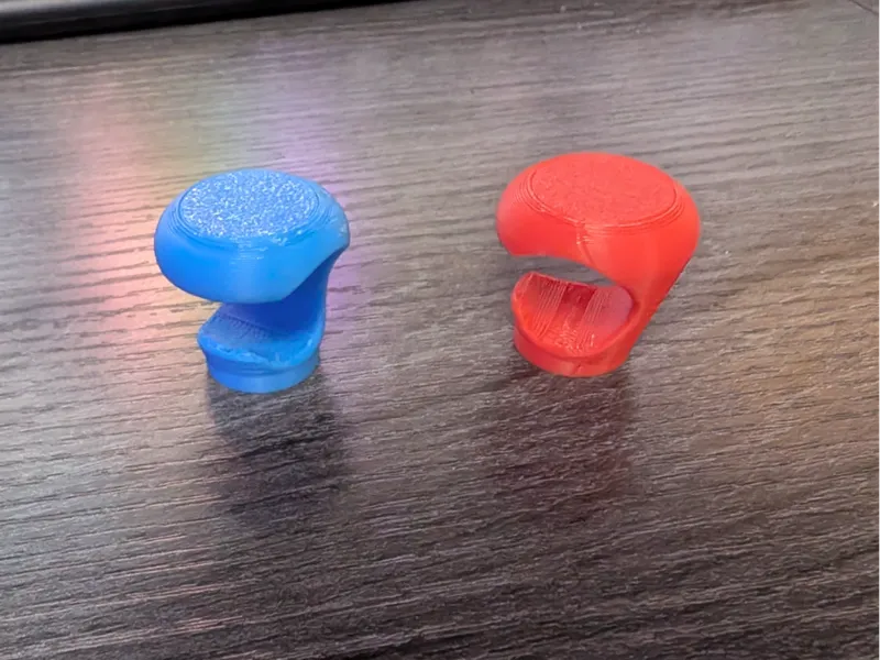Magnetic Hydration Hose Clip for Insulated Tubing