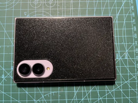 Accesorio para filamento: Z Fold 8 Magsafe backplate — referencia de MakerWorld