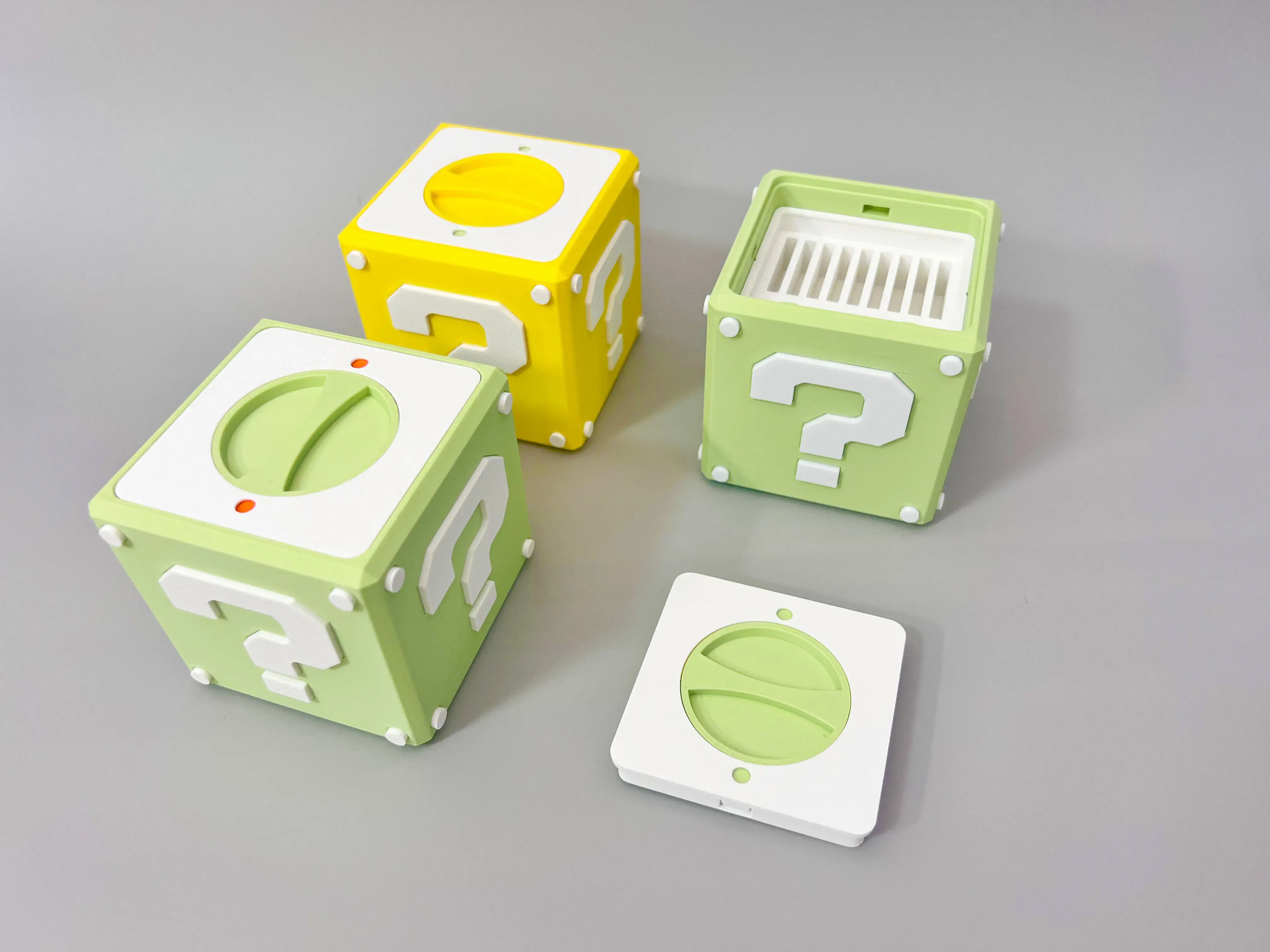 Miniatura 3 do modelo 3D 模块化马里奥问号方块收纳盒｜旋转锁结构