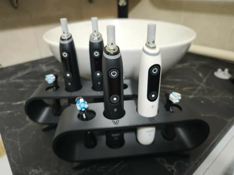 Oral B holder