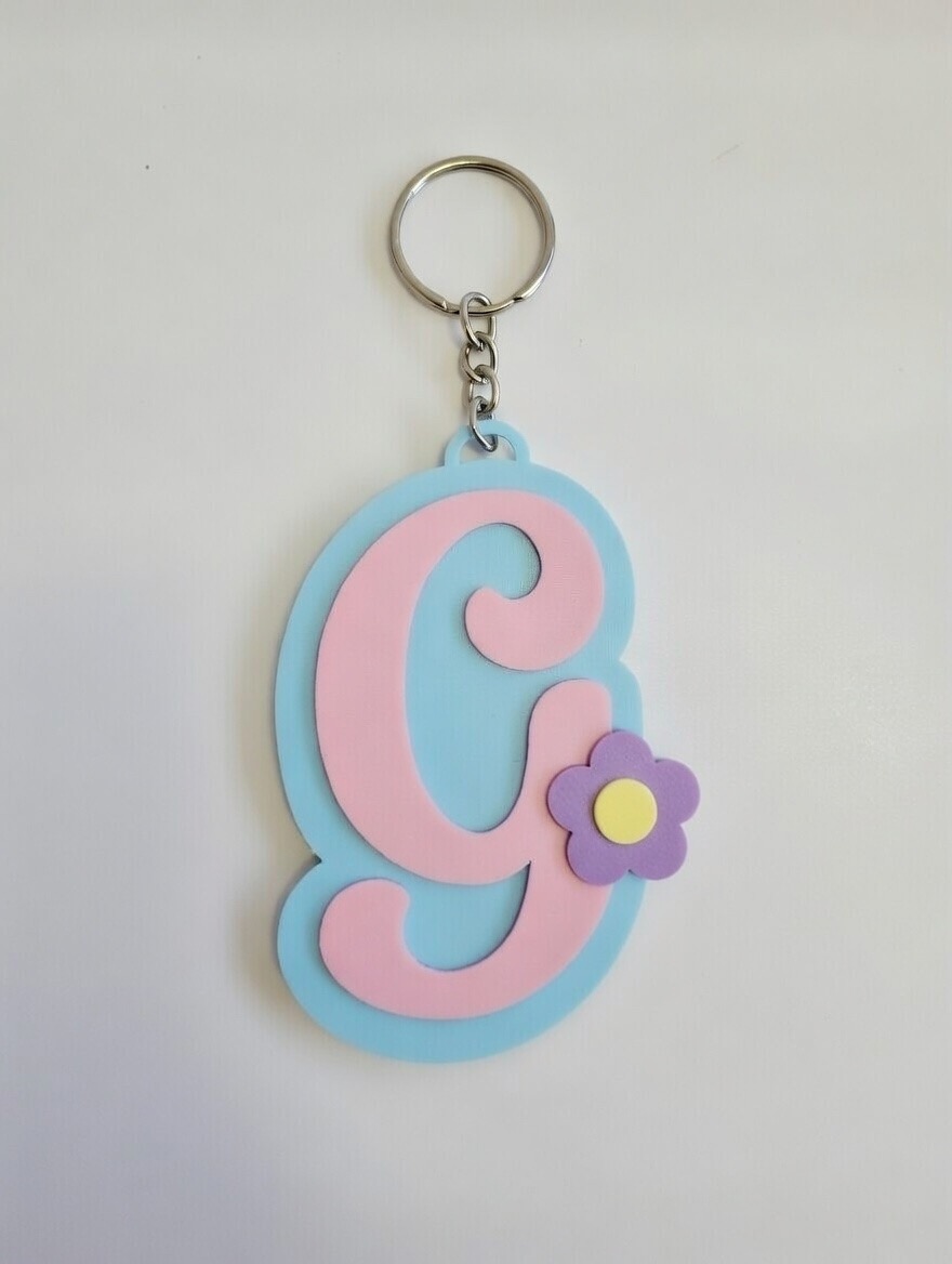 Miniatura 11 do modelo 3D Keychain letters Flower