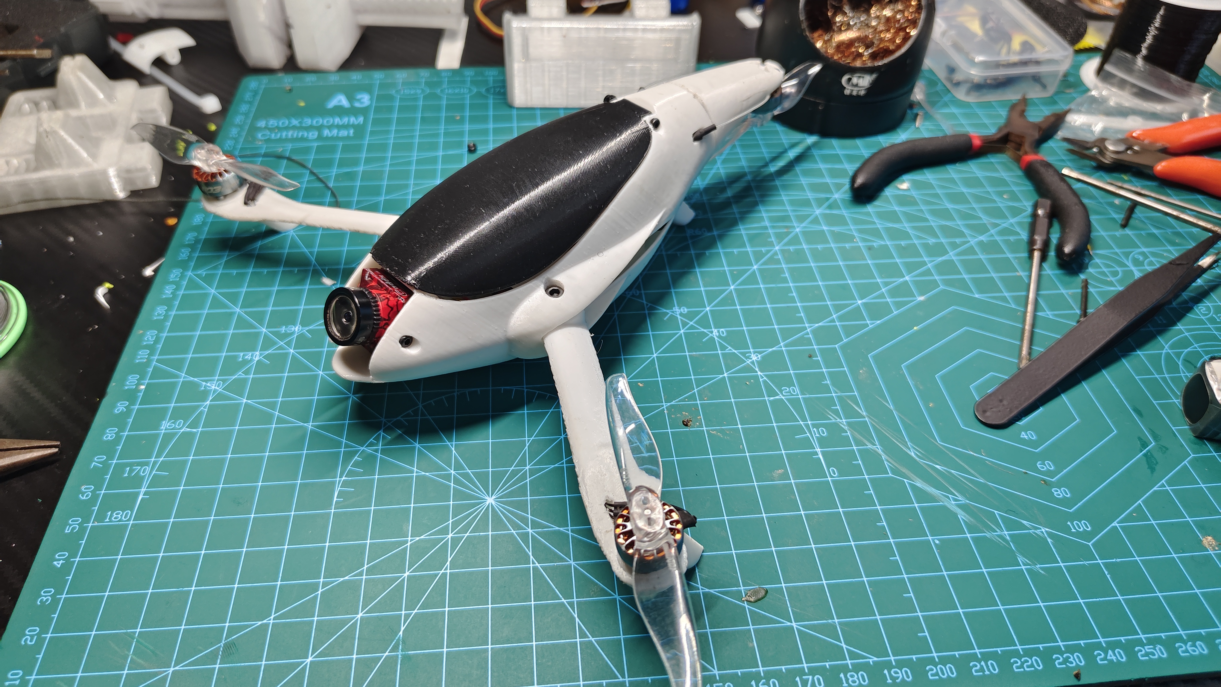 Miniatura 1 do modelo 3D 【无人机】可折叠迷你三轴穿越机
