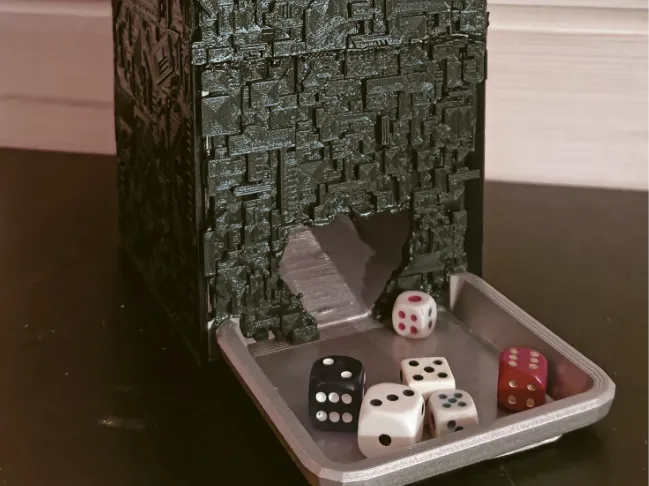 Simple dice tower