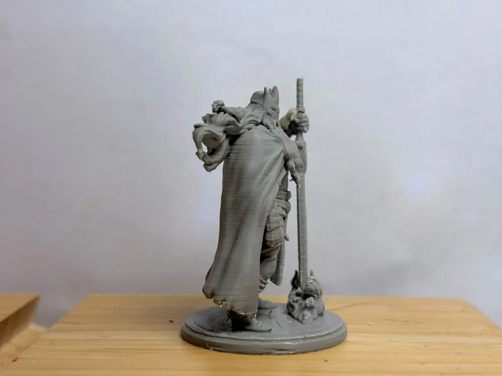 King in Black Tyrant Dark Evil Warrior - Free 3D Print Model - MakerWorld