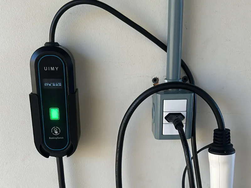 Wall Mount Holder for UIMY Vehicle Charger