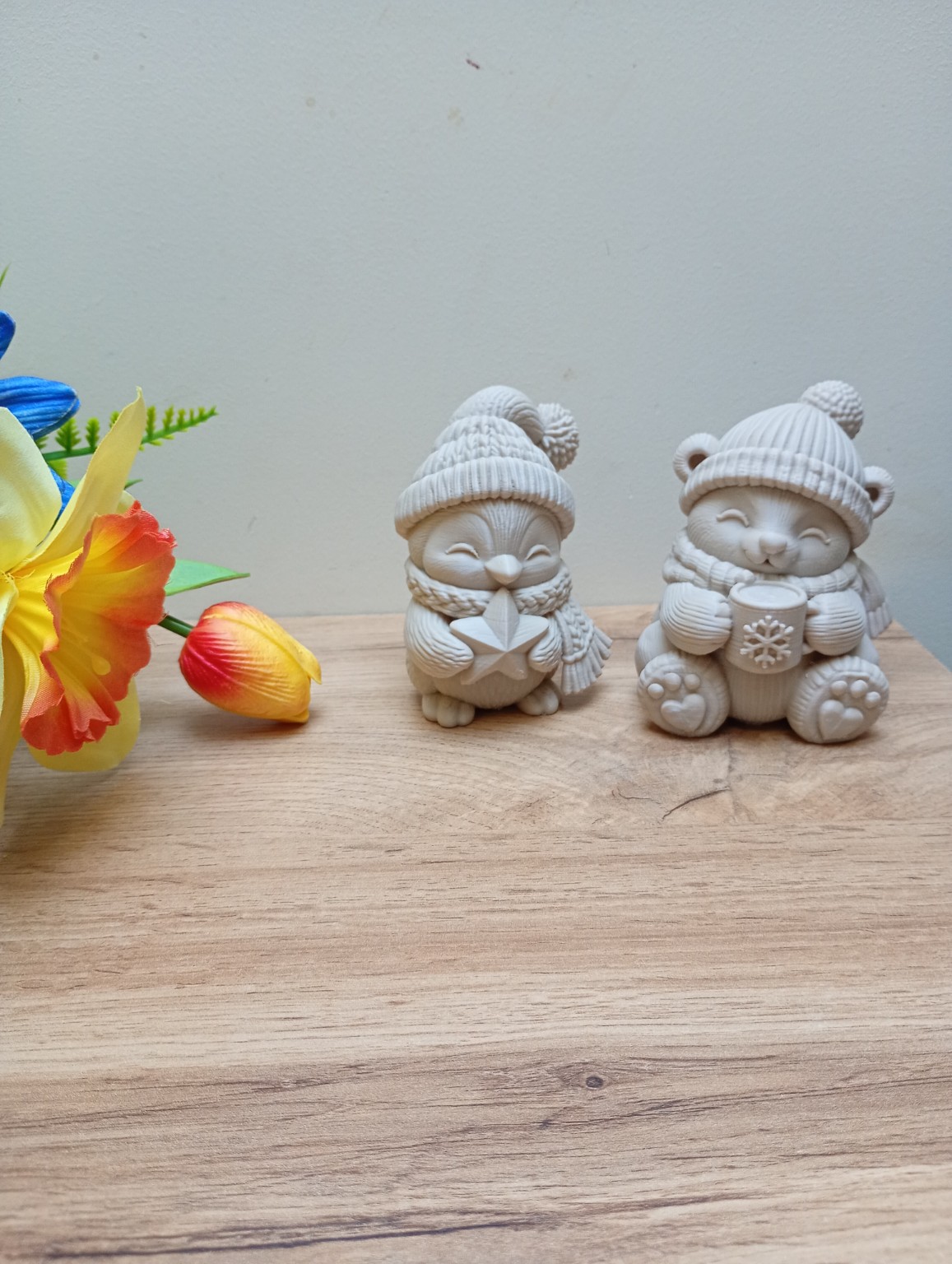 Cozy Christmas Critters – Cute Winter Figurines - 1