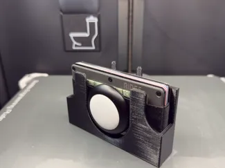 Ridge Wallet Holder for Pegboard