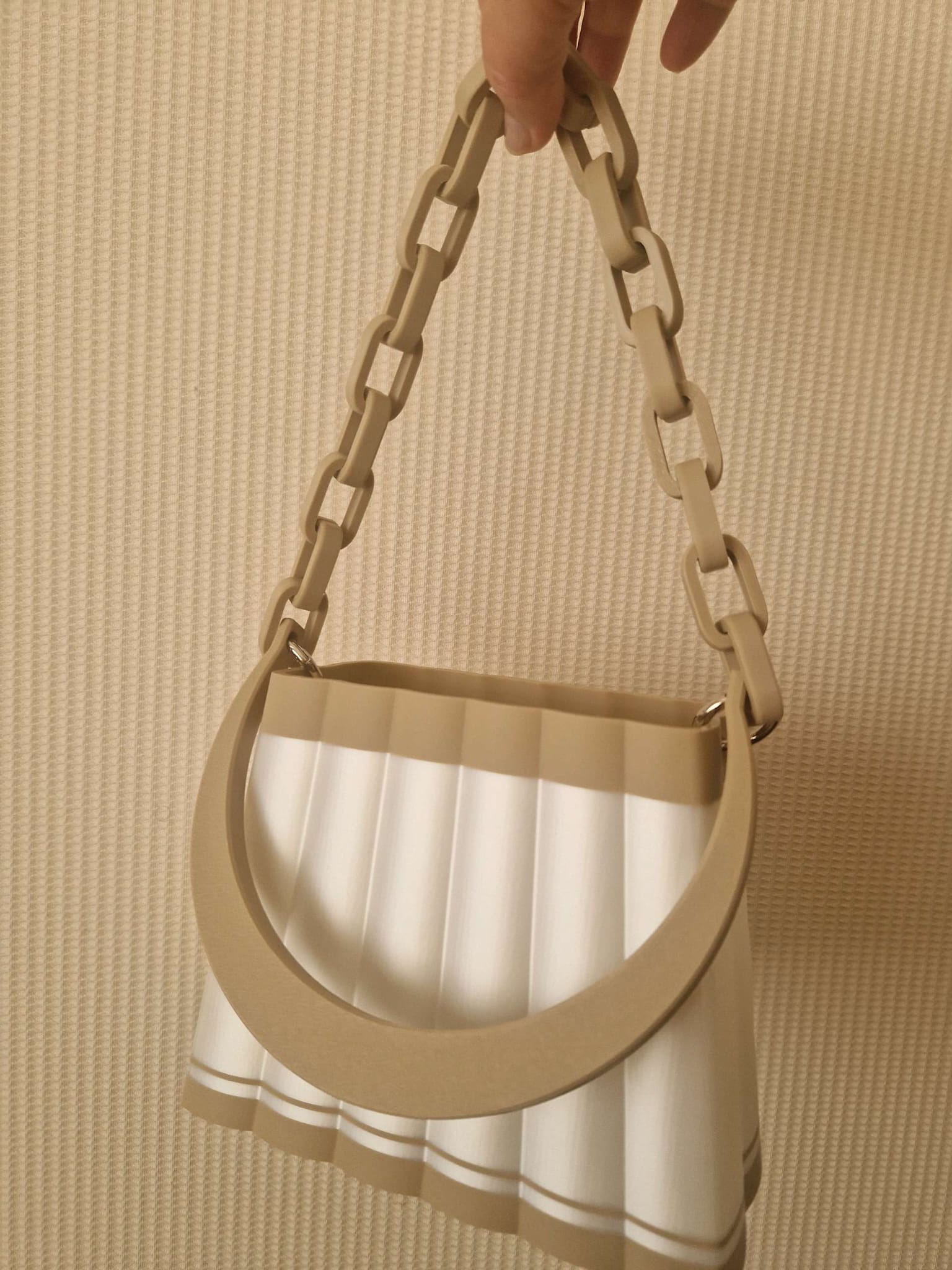 Miniatura 3 do modelo 3D Borsa Shell con Manico e Catena