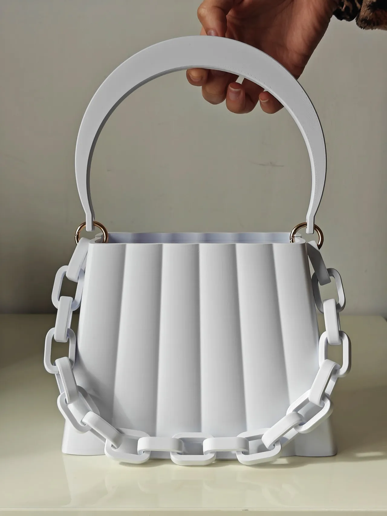 Borsa Shell con Manico e Catena view 3