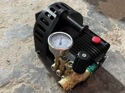 Lithium battery car washer