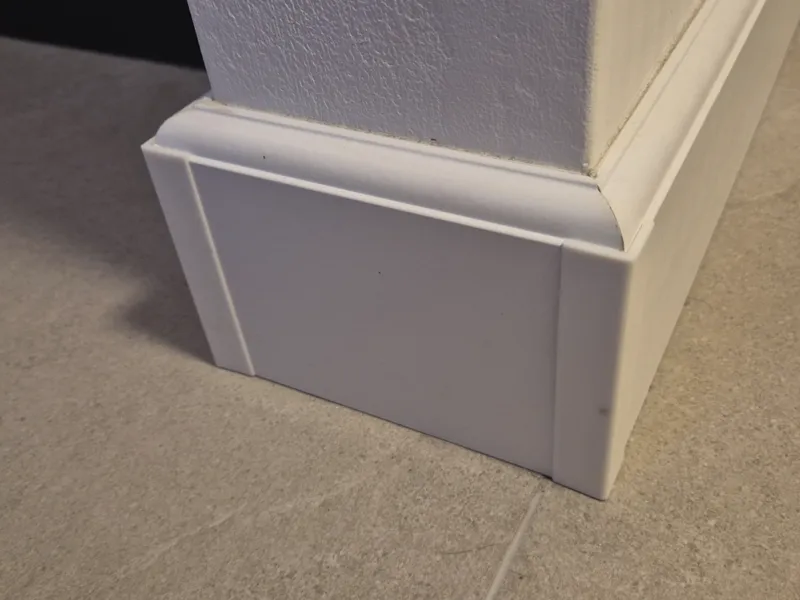 Skirting Board Corner Protector