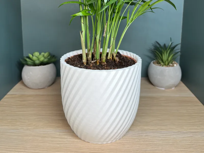 Spiral Vase-Minimalist Desk Decor