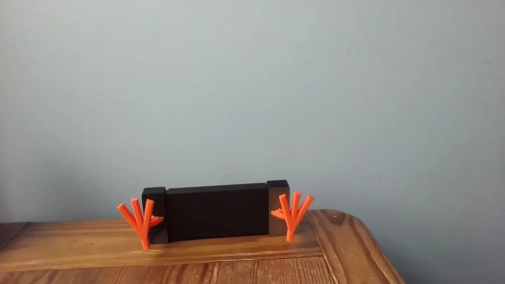 monitor chicken lift by GamingGecko3000 - MakerWorld