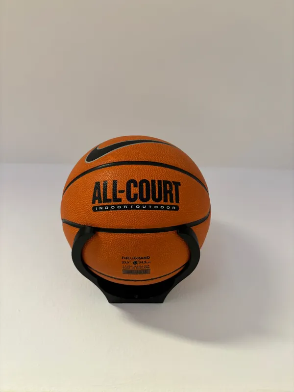 Support mural pour ballon de basket taille 7