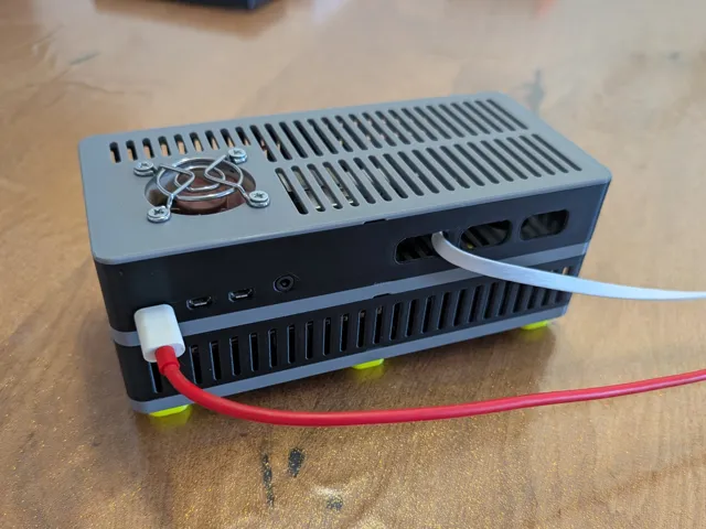 მოდულური NAS კეისი Raspberry Pi 4-სთვის