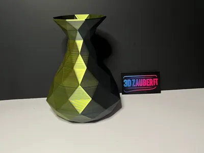 Formea Vase