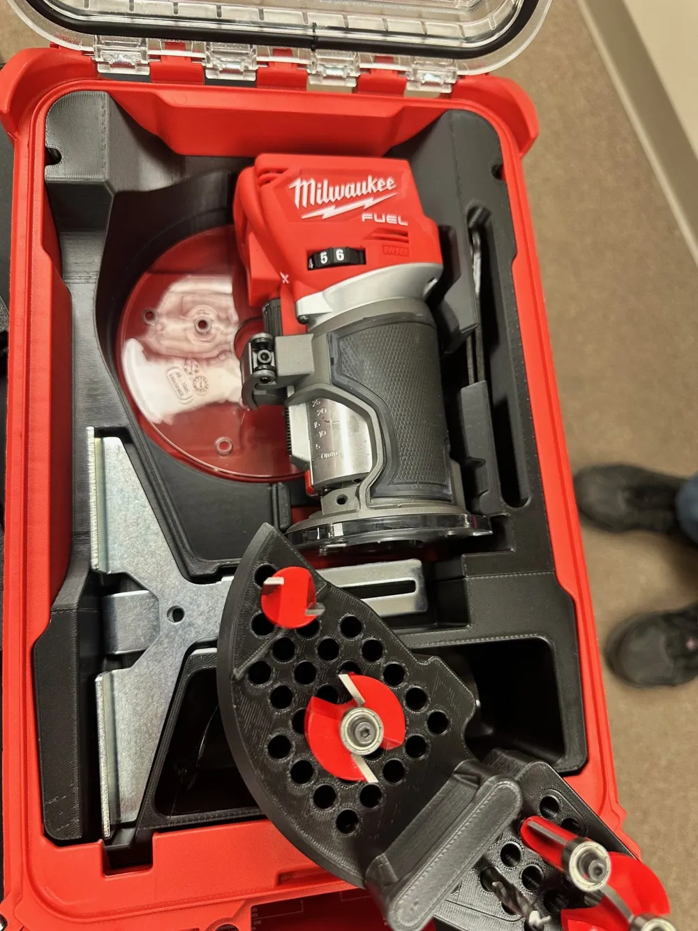 Milwaukee Compact Router Packout Insert - Free 3D Print Model - MakerWorld