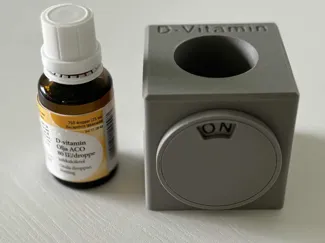 Vitamin D Holder with Day Tracker