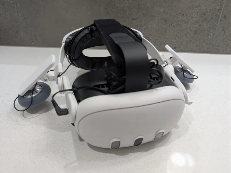 Quest 3 Koss Headphone Mount (with Kiwi Strap)