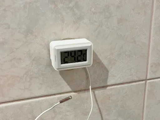 Thermometer w/ probe holder - wall mount