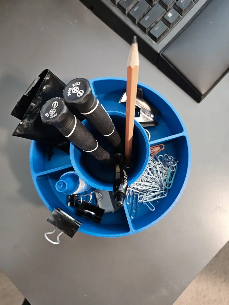 Rotating organizer by JCriver0691🌎 MakerWorld: Download Free 3D Models
