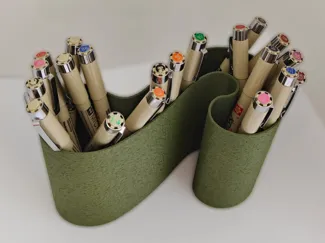 Organic Flow Pencil Holder