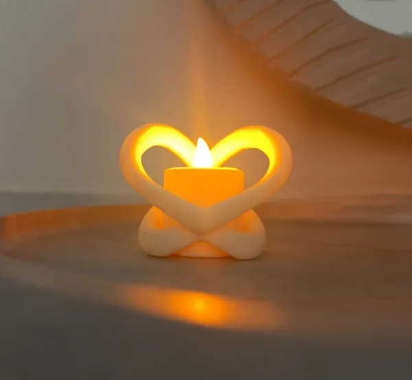 Държач за свещ Infinite Love