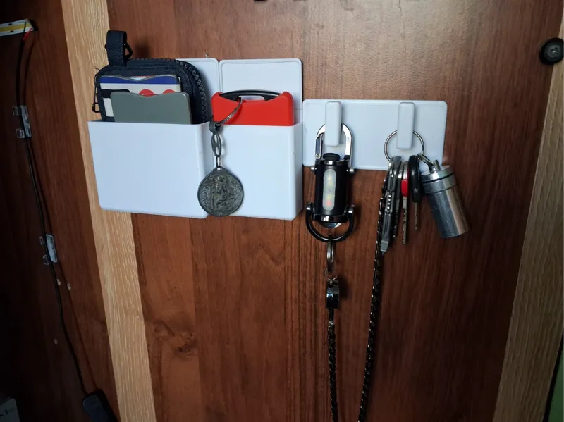 Simple organizer for wallet, cards, and keys