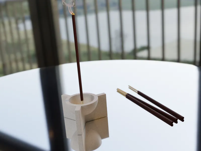Modern design incense holder