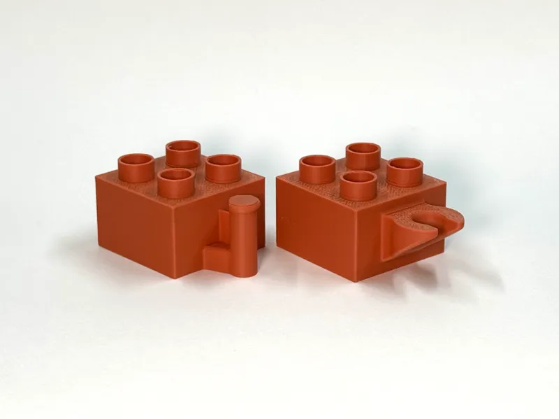 Duplo train grip block