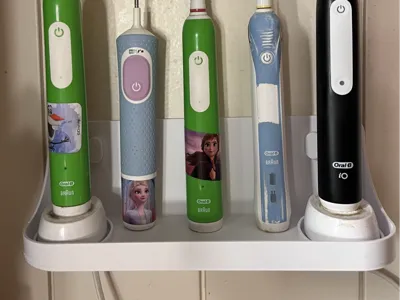Braun Oral-B Family shelf (2 chargers+ 3 holders)