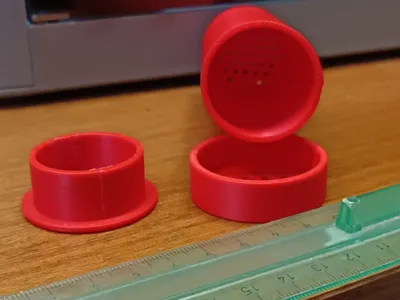 Live insect vacuum catcher