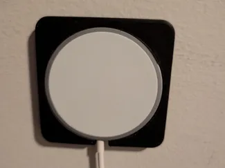 Pixel Snap Charger Wall Mount