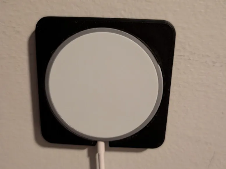 Pixel Snap Charger Wall Mount
