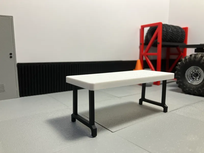 1/24 Scale Folding Table