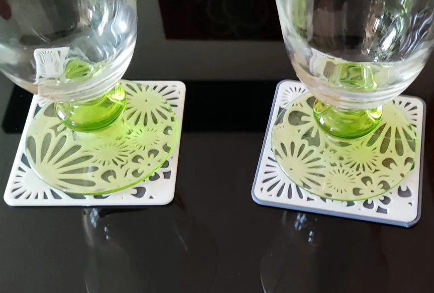 Dessous de verre à motif texturé