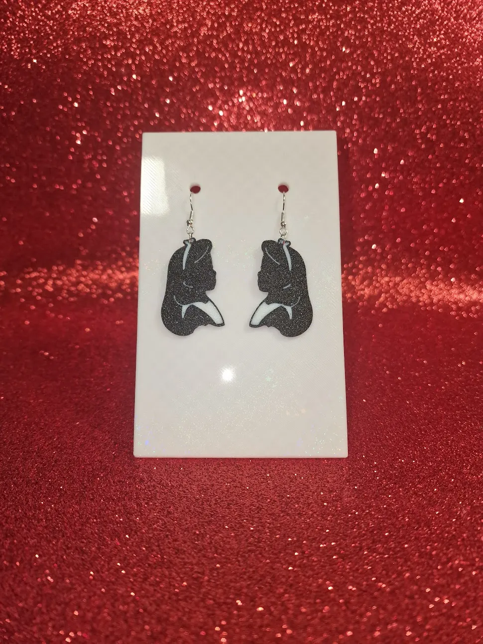 Alice in wonderland earrings view 2