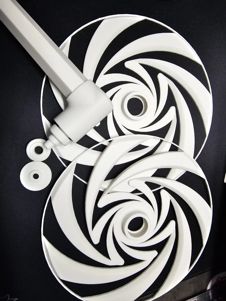 Optical Illusion Wheel - Free 3D Print Model - MakerWorld