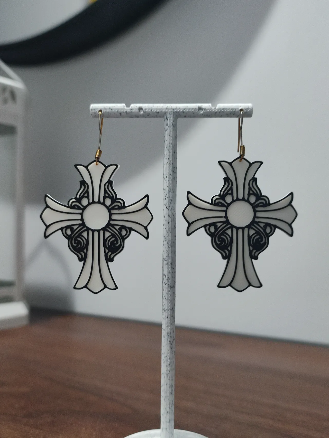 Aretes Relicario del Trono view 2