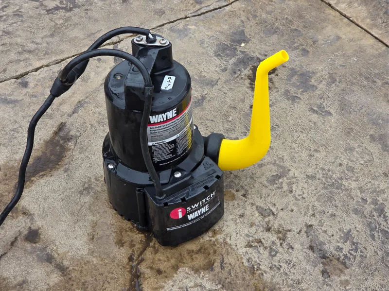 SpurtMaster 2001 - Pool Cover Pump Nozzle