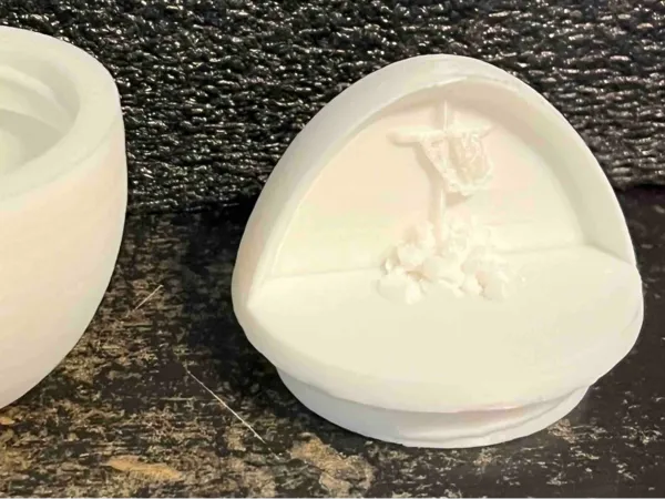 Oeuf de Paques croix pour enfants