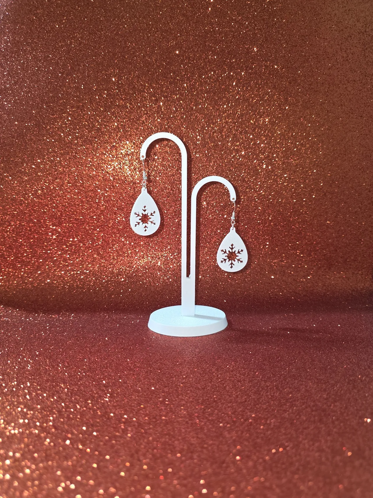 Drop Snow earrings view 3